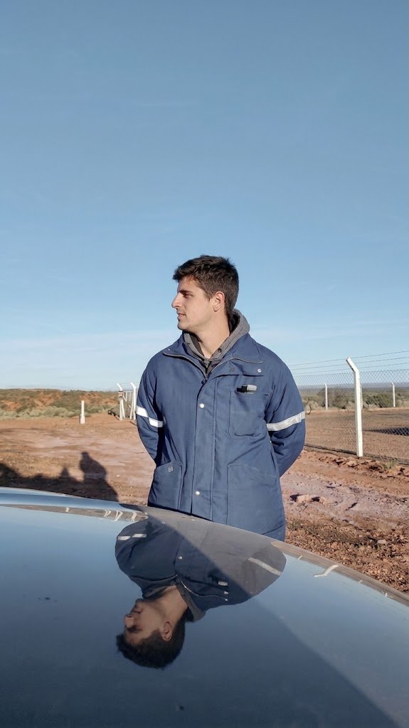 Manuel Rodriguez en trabajo de campo